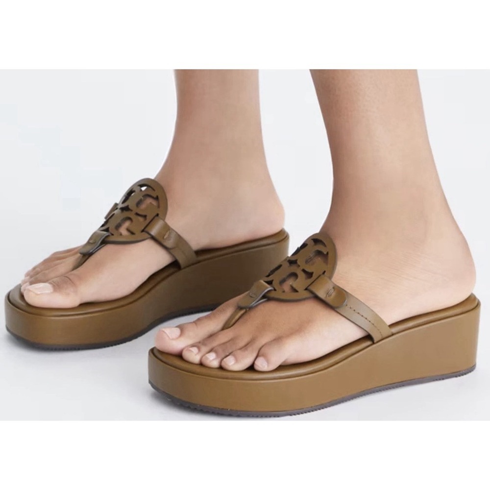 NEW TORY BURCH MILLER WEDGE 25mm BROWN LEATHER SANDALS 6M - Picture 1 of 10
